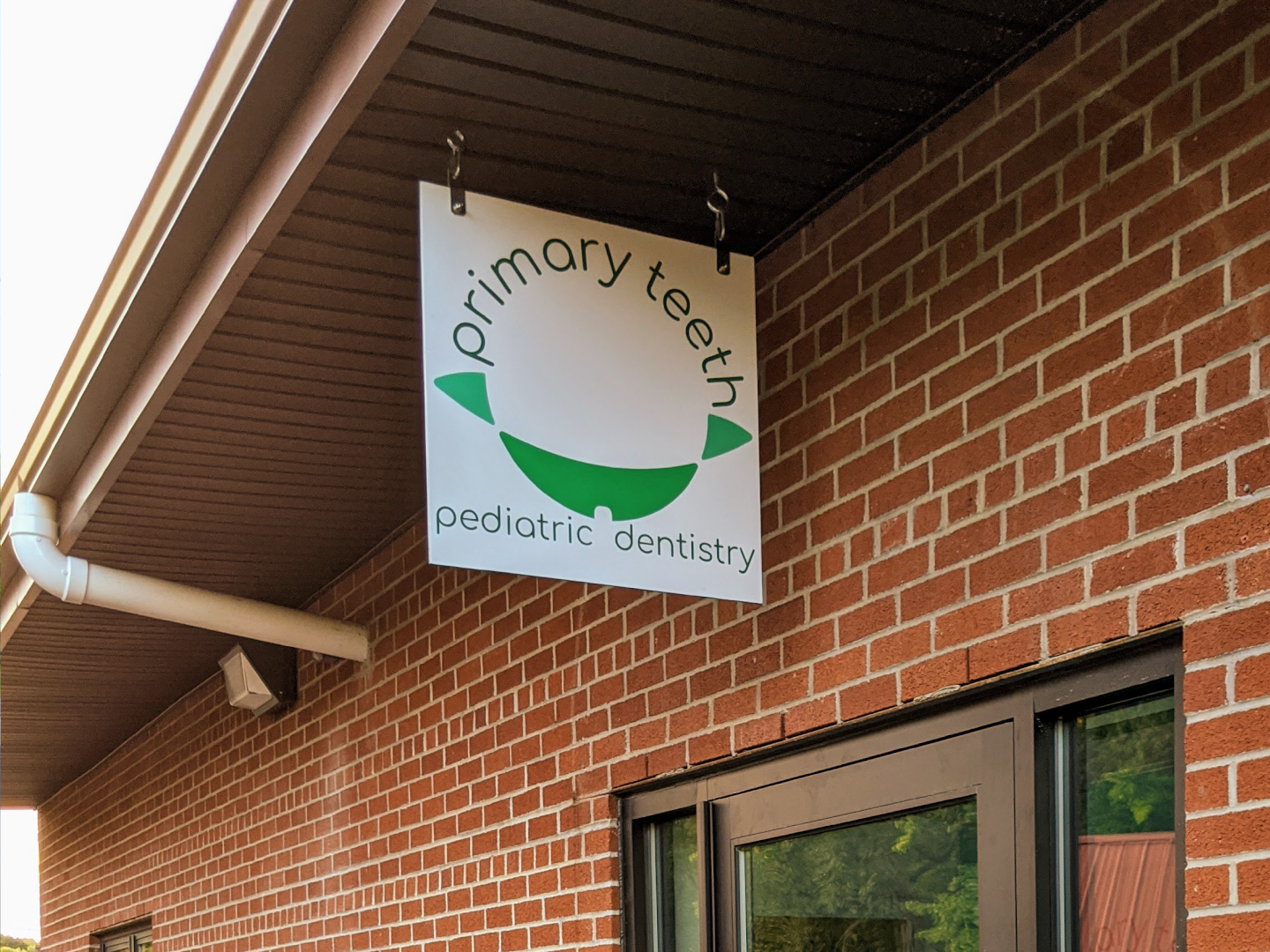 Exterior of Primary Teeth Pediatric Dentistry